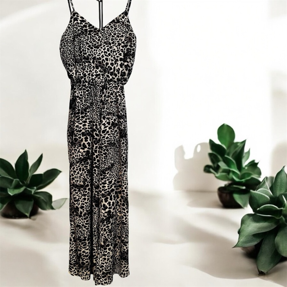 Maverick Animal Print Jumpsuit Romper with Shorts - Sz Small